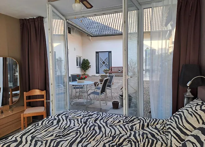 Uit De Kunst Anna Paulowna Bed & Breakfast 3*