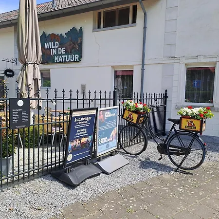 Uit De Kunst Anna Paulowna فندق مبيت وإفطار 3*